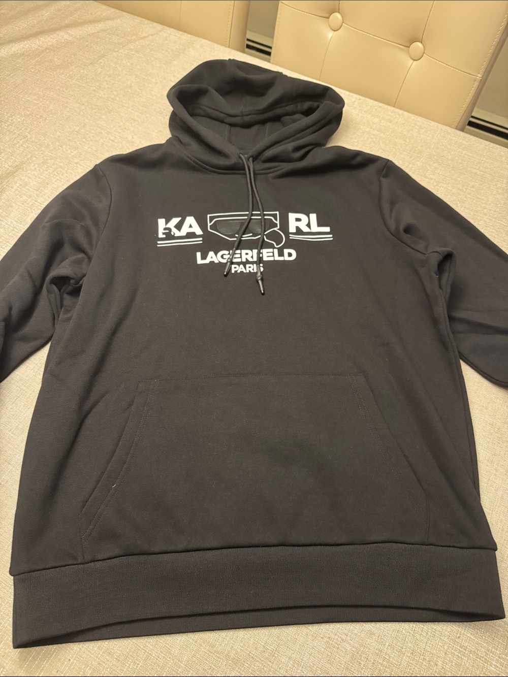 Karl Lagerfeld - NWOT Men’s M Black Hoodie with White Logo - Men's Pullover